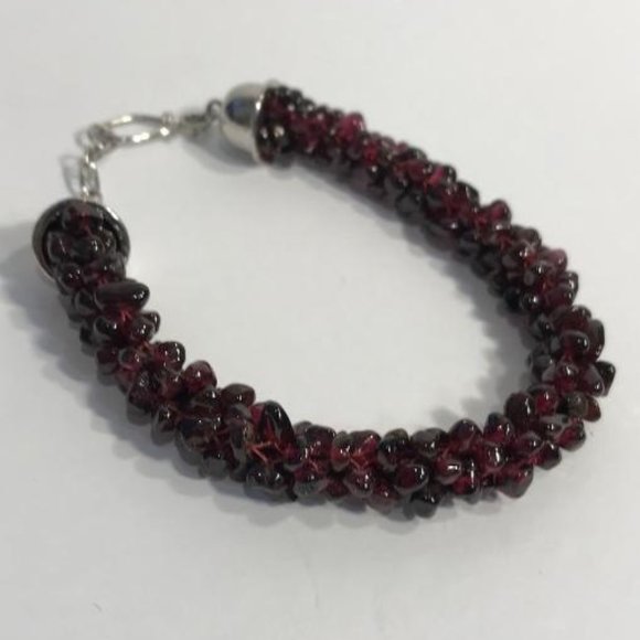 Garnet Beaded Bracelet & 925 Closure - Picture 2 of 8